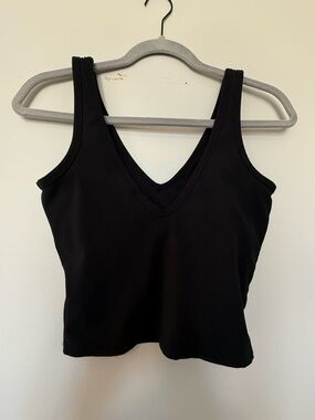 GapFit Black Ribbed Built-In Bra Tank XS Cropped V-Neck Athletic Top
